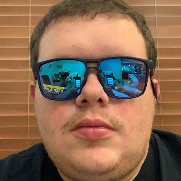 Live and share show flyer half will be donated - Picture 4 of 15